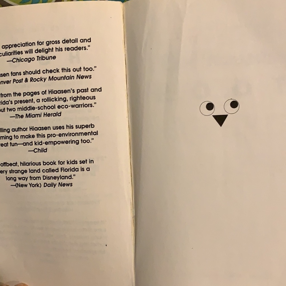 The book Hoot by Carl Hiaasen - Picture 5 of 6